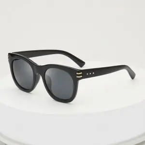 https://www.ynjnsunglasses.com/leopard-print-vintage-sunglasses-product/